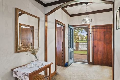 Photo of property in 195 Queen Street, Northcote Point, Auckland, 0627