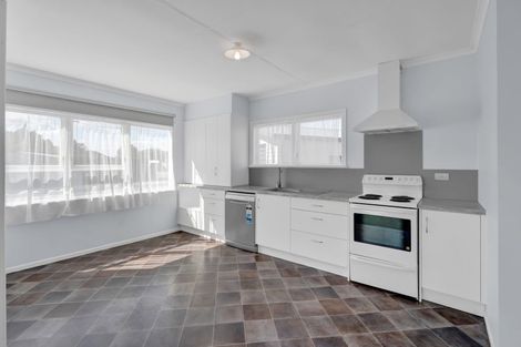 Photo of property in 4 Standish Street, New Plymouth, 4310