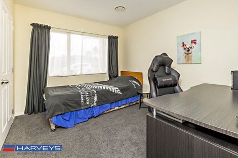 Photo of property in 20 Maadi Place, Papakura, 2110