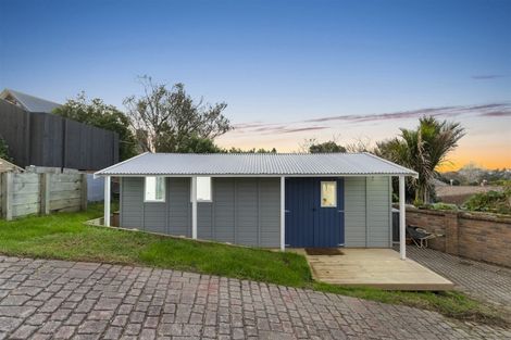 Photo of property in 13 Miraka Place, Birkenhead, Auckland, 0626