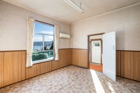 Photo of property in 16 Arnott Street, Portobello, Dunedin, 9014