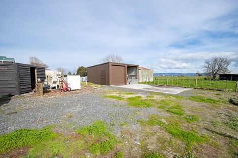 Photo of property in 41 Pipiroa Road, Ngatea, 3503