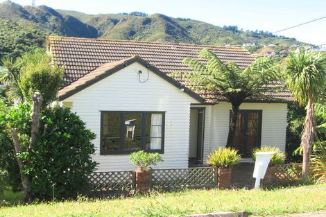 Photo of property in 18 Karamu Street, Ngaio, Wellington, 6035