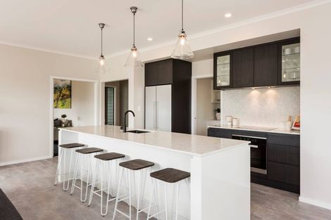 Photo of property in 11 Waipunahau Road, Waikanae, 5036