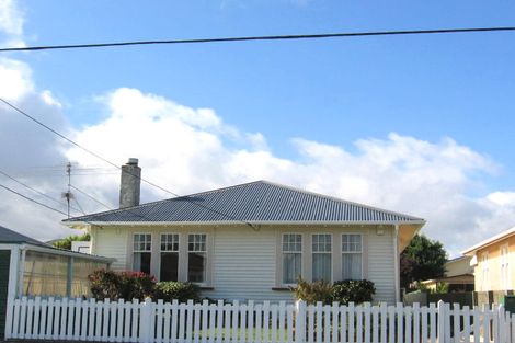 Photo of property in 24 Collins Street, Petone, Lower Hutt, 5012