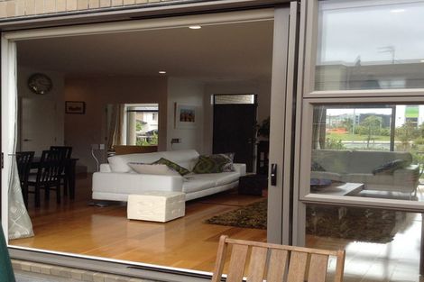 Photo of property in 88 Tihi Street, Stonefields, Auckland, 1072