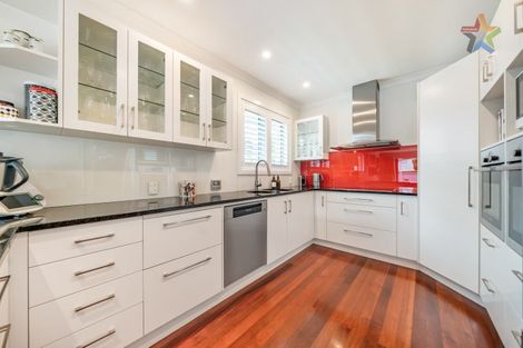 Photo of property in 11 Chilton Grove, Hutt Central, Lower Hutt, 5010