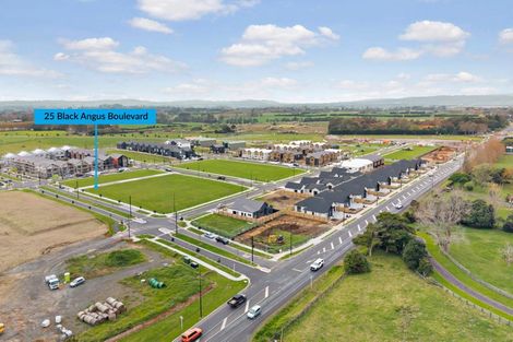 Photo of property in 25 Black Angus Boulevard, Karaka, 2580