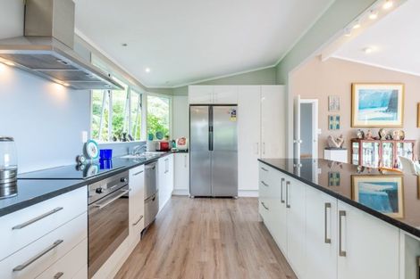 Photo of property in 9 Kauri Road, Birkenhead, Auckland, 0626