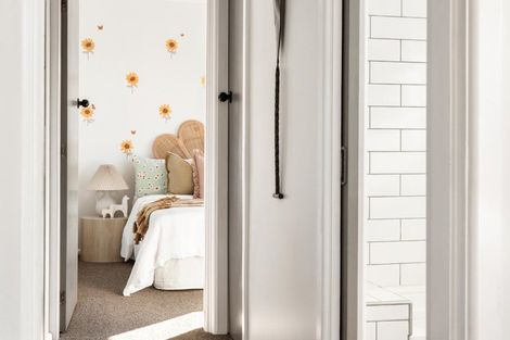 Photo of property in 16 Brown Terrace, Te Puke, 3119