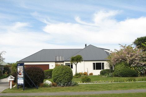 Photo of property in 9 Milesbrook Close, Rangiora, 7400