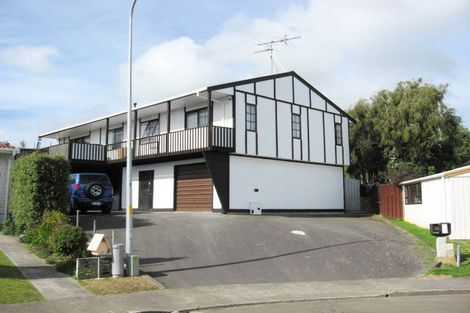 Photo of property in 94 Aorangi Road, Paraparaumu, 5032
