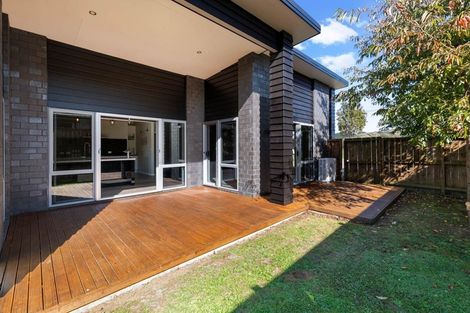 Photo of property in 200 Helenslee Road, Pokeno, 2472