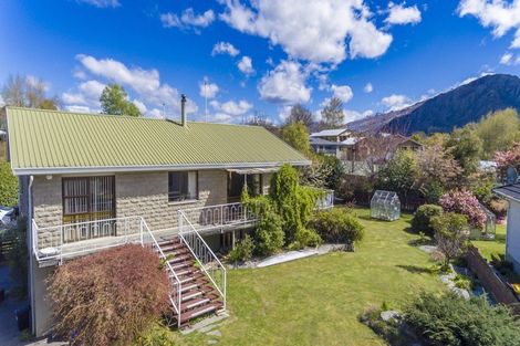 Photo of property in 12 Hood Crescent, Arrowtown, 9302