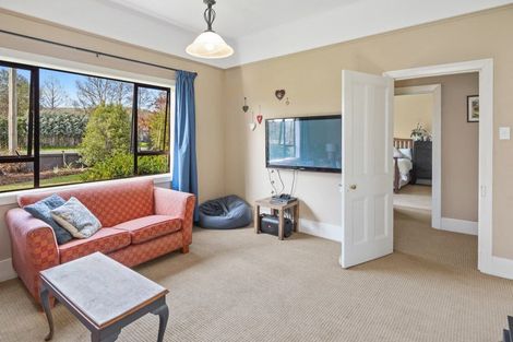 Photo of property in 21 Montgomery Street, Cheviot, 7310