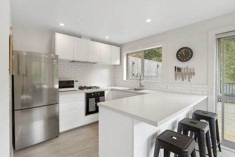 Photo of property in 10a Rarangi Way, Owhiro Bay, Wellington, 6023