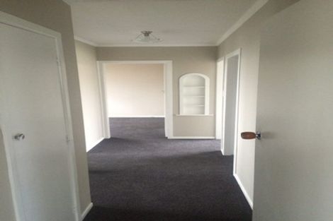 Photo of property in 116 Ruamahanga Crescent, Terrace End, Palmerston North, 4410