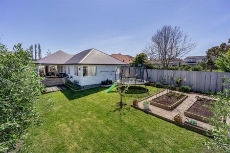 Photo of property in 22 Bardia Street, Belmont, Auckland, 0622