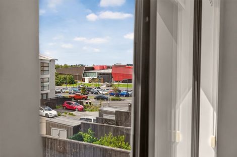 Photo of property in 46 Hobsonville Point Road, Hobsonville, Auckland, 0616