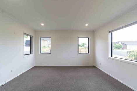 Photo of property in 25 Cabourne Drive, Glenview, Hamilton, 3206