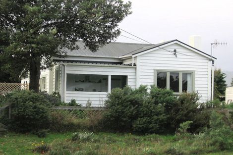 Photo of property in 29 Waimea Road, Waikanae Beach, Waikanae, 5036