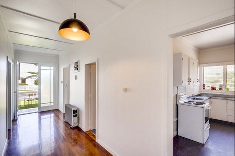 Photo of property in 105 Murdoch Road West, Raureka, Hastings, 4120