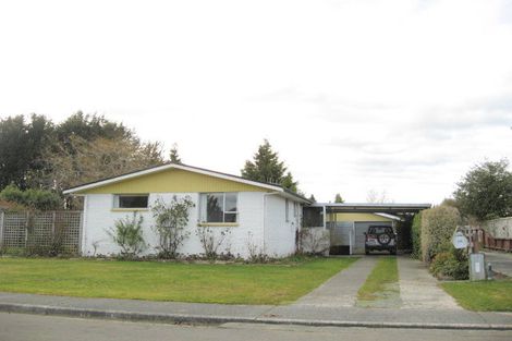 Photo of property in 20 Henry Street, Te Anau, 9600