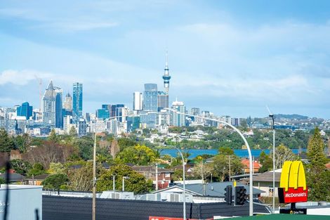 Photo of property in 5/14 Williamson Avenue, Belmont, Auckland, 0622