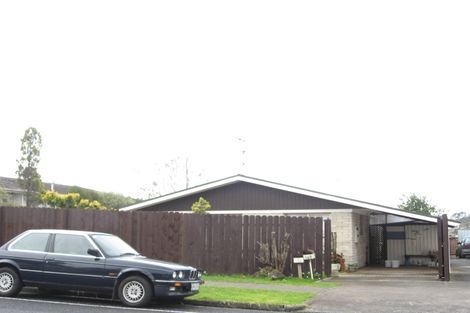 Photo of property in 2/168 Pigeon Mountain Road, Half Moon Bay, Auckland, 2012