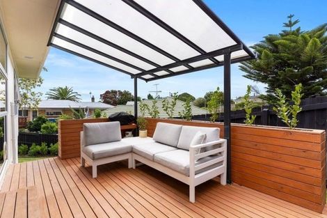 Photo of property in 7d Yeoman Place, Howick, Auckland, 2014