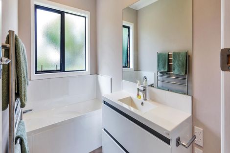 Photo of property in 332 Hingaia Road, Karaka, Papakura, 2580