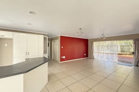 Photo of property in 79 Wairere Road, The Gardens, Auckland, 2105