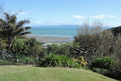 Photo of property in 15 Eames Crescent, Te Mata, Thames, 3575