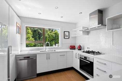 Photo of property in 6 Corrondella Grove, Belmont, Lower Hutt, 5010