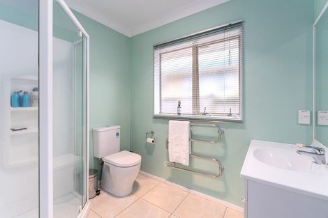 Photo of property in 24 Harry Shaw Way, Raumati South, Paraparaumu, 5032