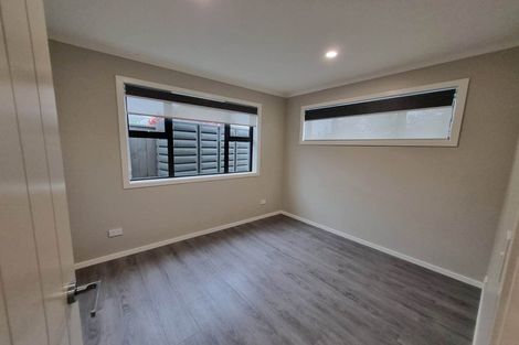 Photo of property in 6e Te Whiti Grove, Waterloo, Lower Hutt, 5011