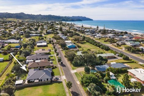 Photo of property in 11 Ian Place, Waihi Beach, 3611