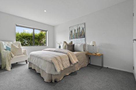 Photo of property in 30 Aldon Lane, The Gardens, Auckland, 2105