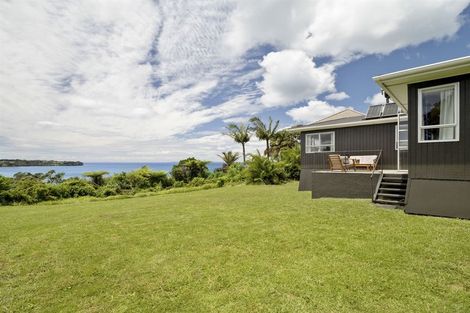 Photo of property in 97 Tiri Road, Tindalls Beach, Whangaparaoa, 0930