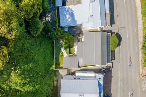 Photo of property in 27 Milton Road, Bluff Hill, Napier, 4110