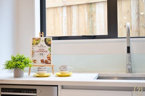 Photo of property in 38b Rogan Street, Mount Roskill, Auckland, 1041