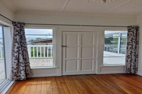 Photo of property in 113 Hine Street, New Plymouth, 4310