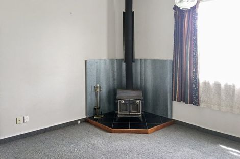 Photo of property in 3 Otanga Street, Dannevirke, 4930