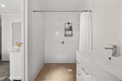 Photo of property in 86b Moore Street, Leamington, Cambridge, 3432