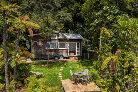 Photo of property in 160 Opanuku Road, Henderson Valley, Auckland, 0612