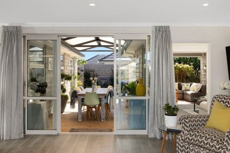 Photo of property in 124 Puhirake Crescent, Pyes Pa, Tauranga, 3112