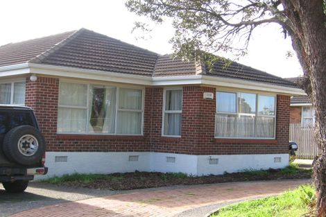 Photo of property in 708 Pakuranga Road, Howick, Auckland, 2010