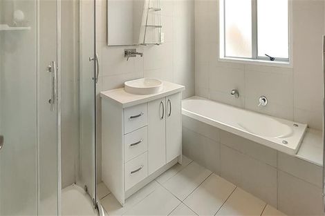 Photo of property in 147b Browns Bay Road, Browns Bay, Auckland, 0630