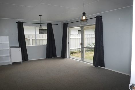 Photo of property in 95a Arawhata Road, Paraparaumu, 5032