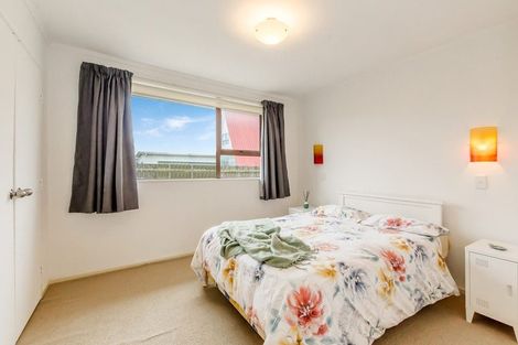 Photo of property in 62b Mazengarb Road, Paraparaumu Beach, Paraparaumu, 5032